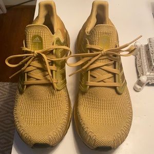 Adidas ULTRA BOOST GOLD